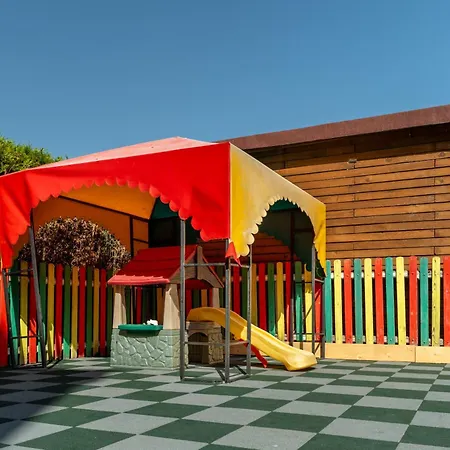 Mpm Orel Σάνι Μπιτς