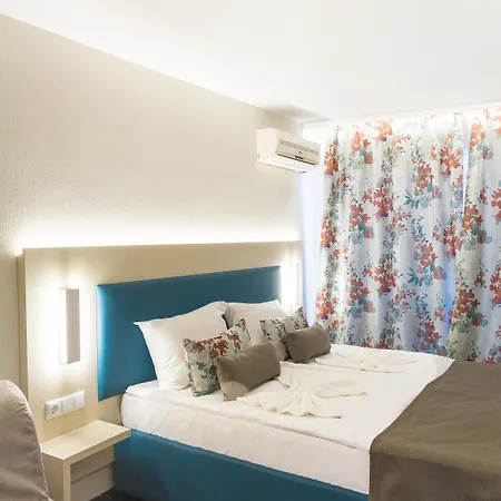 Mpm Orel Σάνι Μπιτς